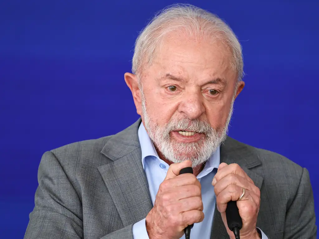 Nova lei amplia licença-paternidade para 20 dias e cria salário-paternidade no Brasil